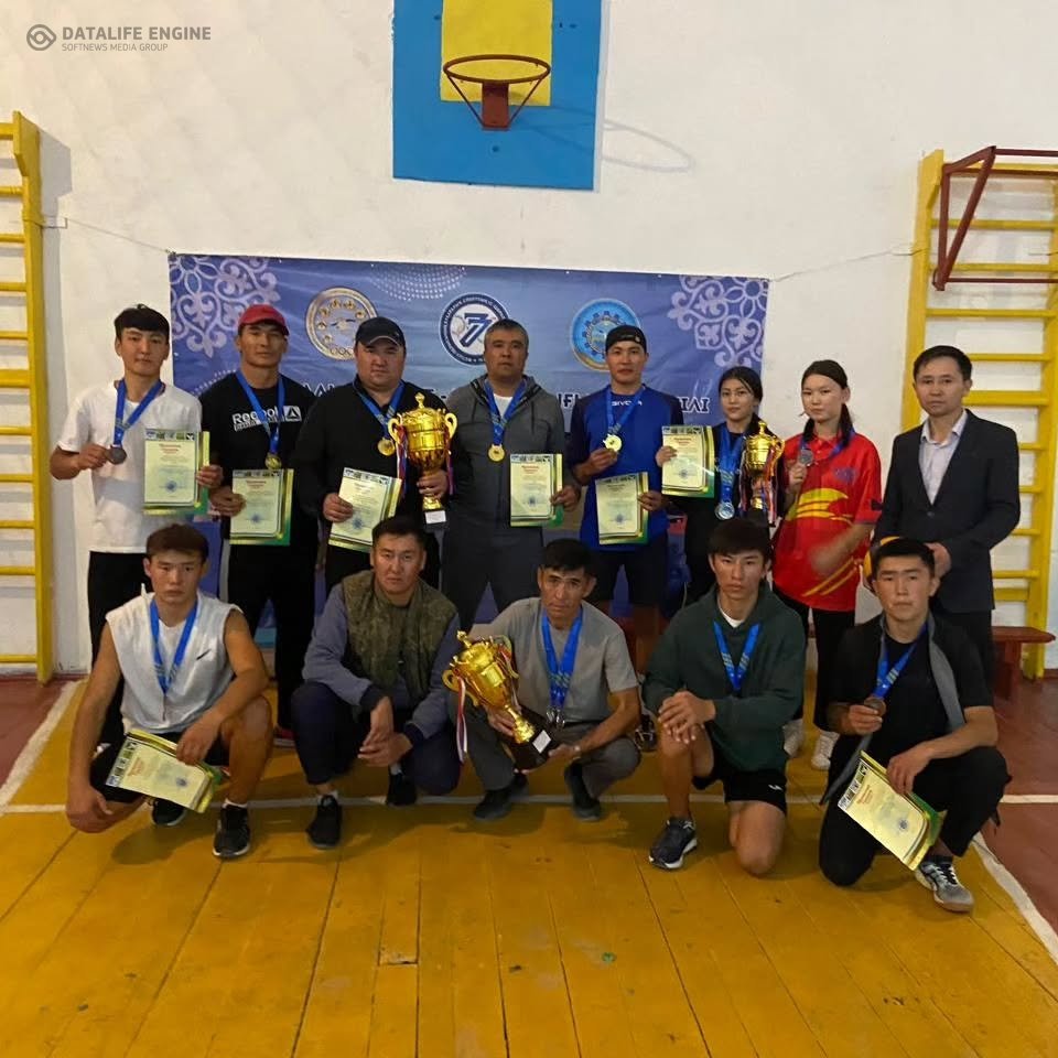 "Рәміздеріміз-елдіктің нышаны" атты волейбол жарысы өтті